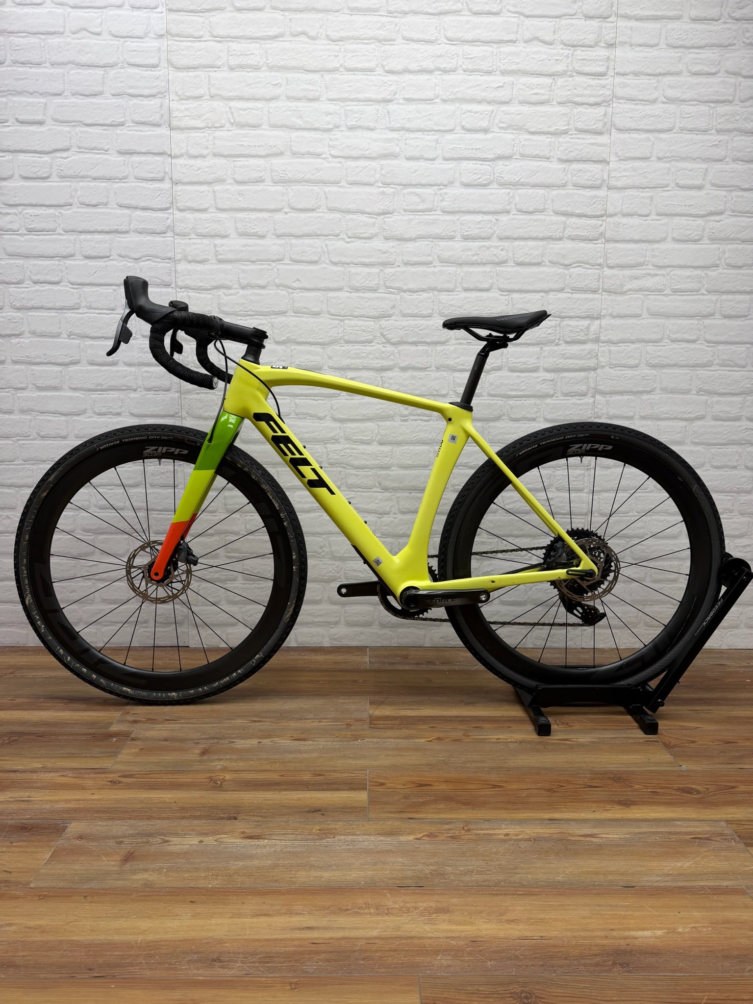 Felt Breed Gravel Bike Medium 54cm