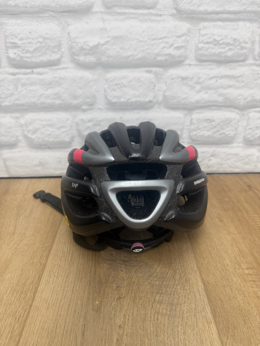 Giro Saga MIPS Women’s Helmet Medium