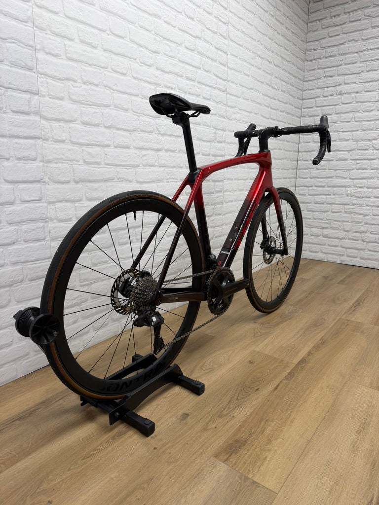2025 Trek Domane SLR Project One 56cm