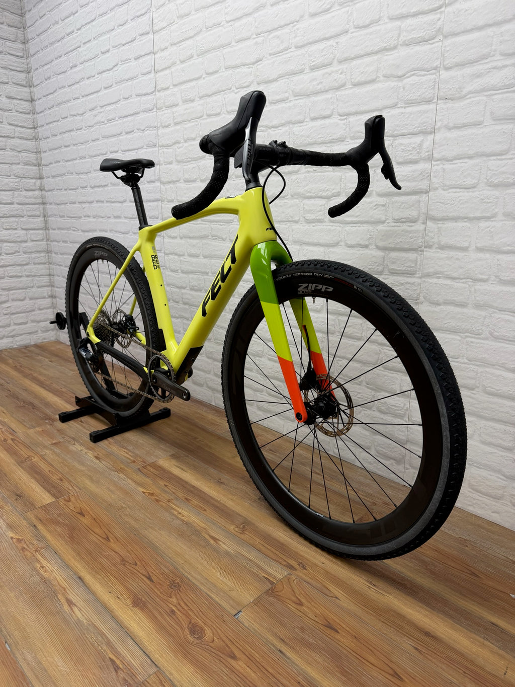 Felt Breed Gravel Bike Medium 54cm