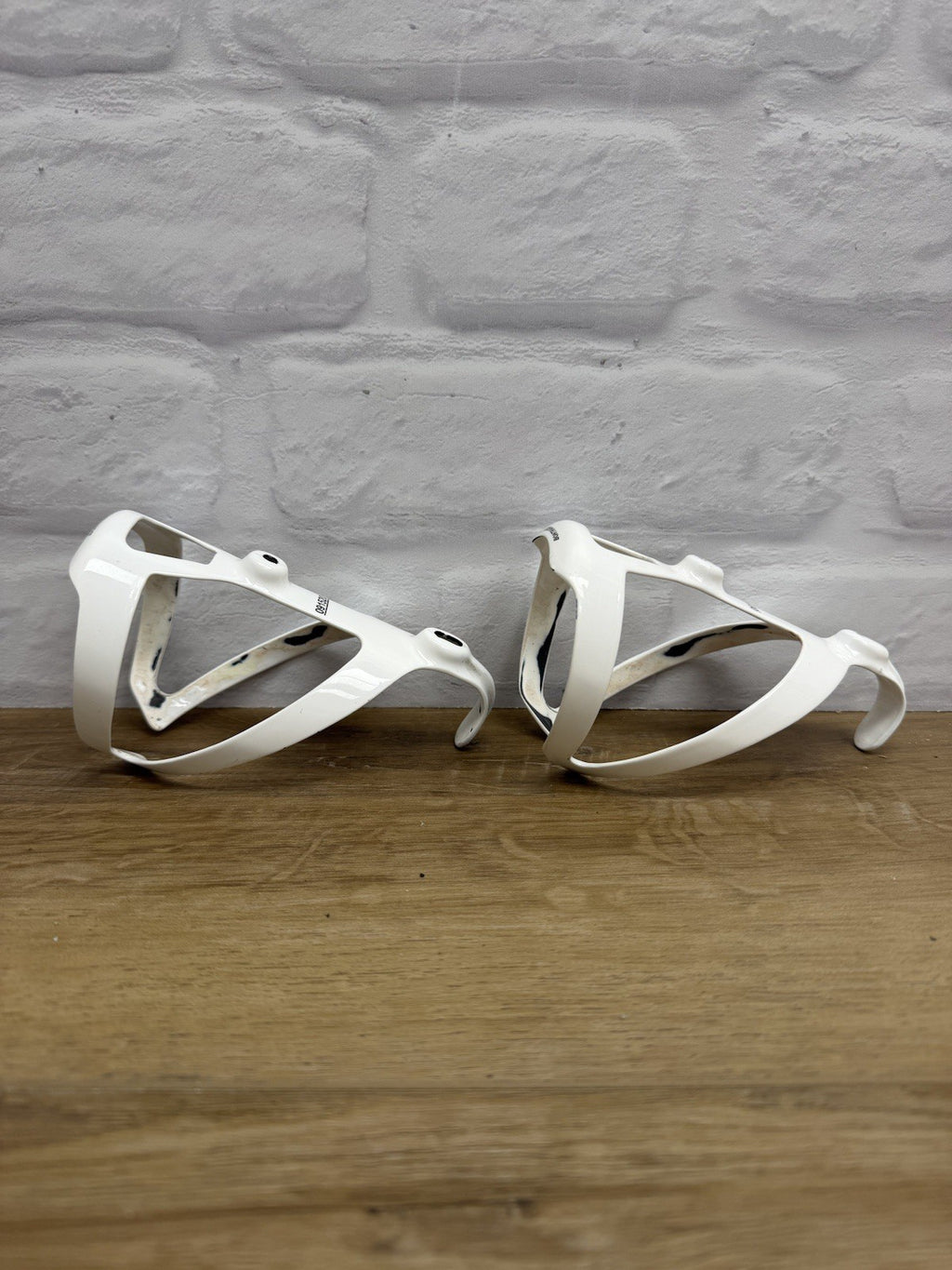 Bontrager Pro Oclv Carbon Water Bottle Cage Set White