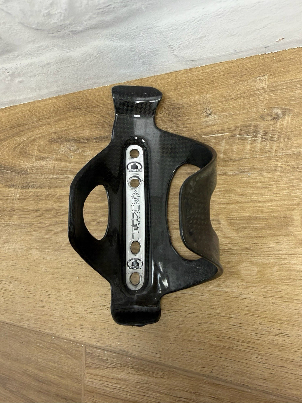 Arundel OtherSideLoader carbon fiber water bottle cage 