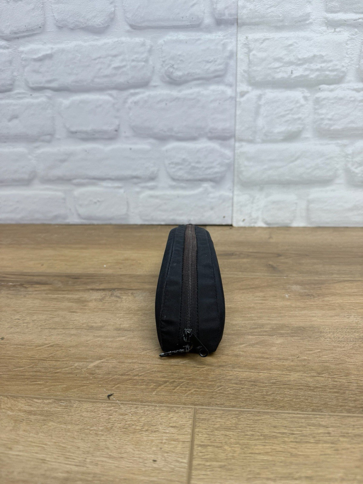 Dark Speed Works aerodynamic top tube bento bag