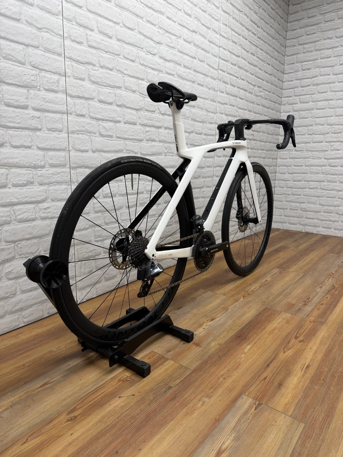 Trek Madone SLR Project One 52cm Disc eTap