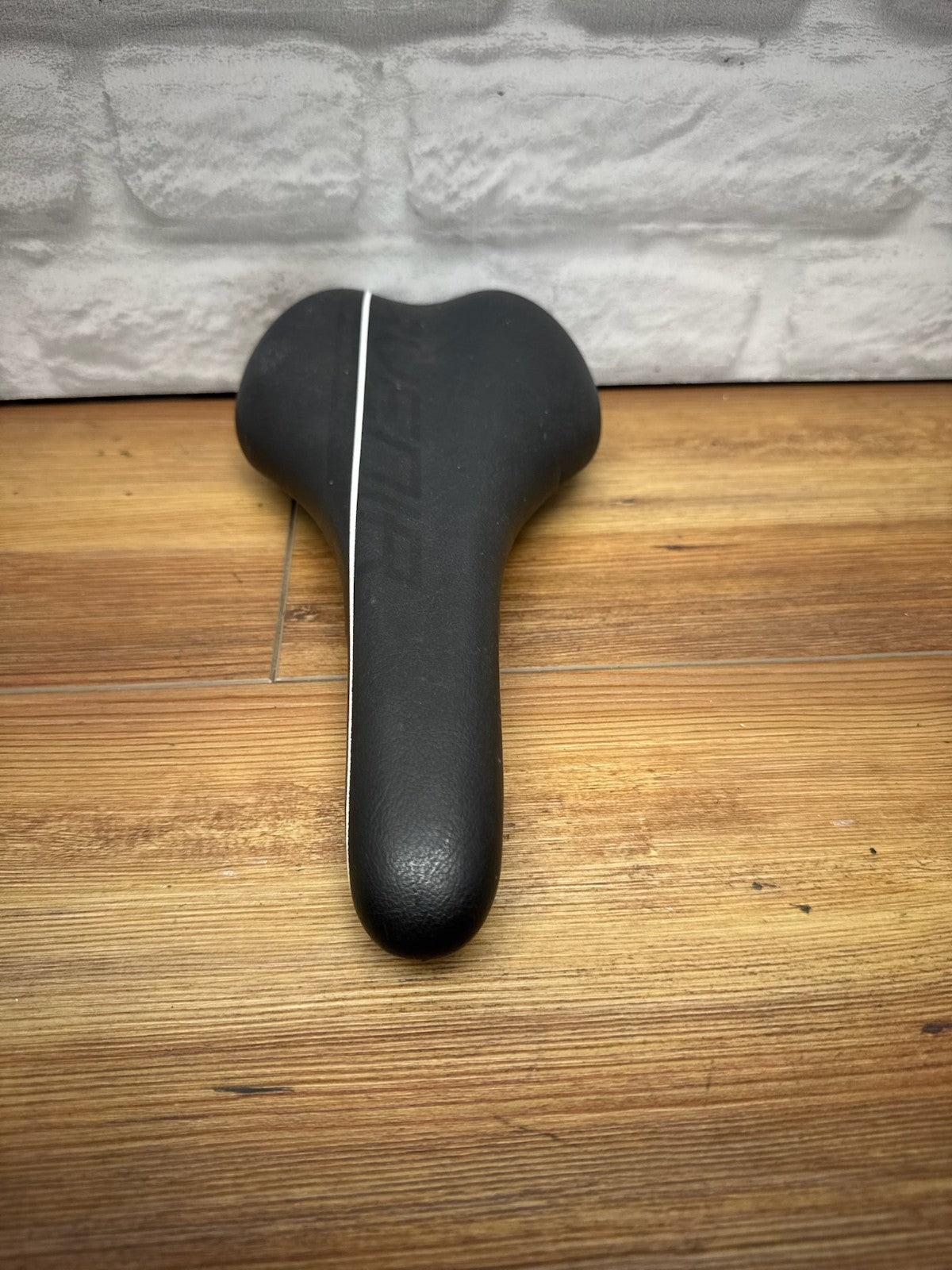 Avenir Velo Carbon Rail Saddle