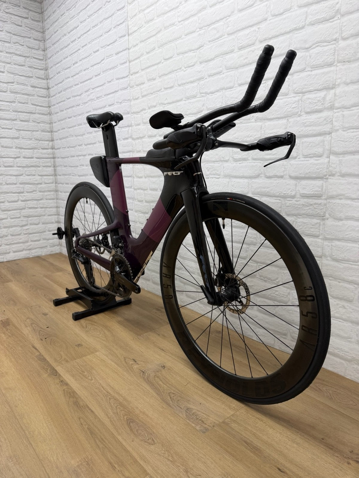Felt IAX 54cm Triathlon Bike