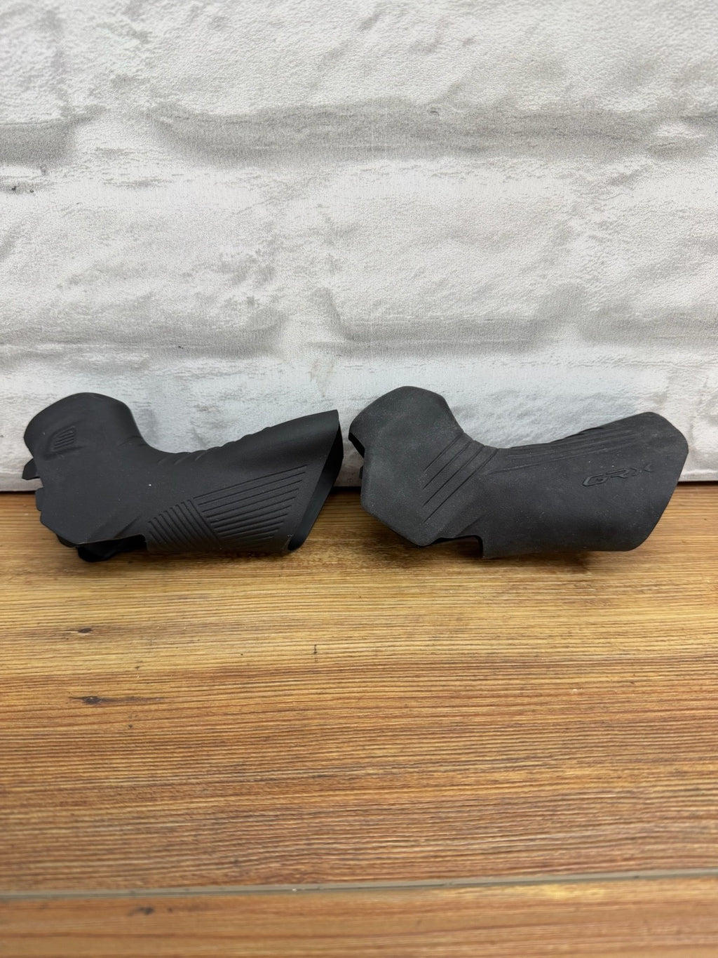 Shimano ST-RX815 Bracket Cover RIGHT ONLY For GRX Di2 Shifters
