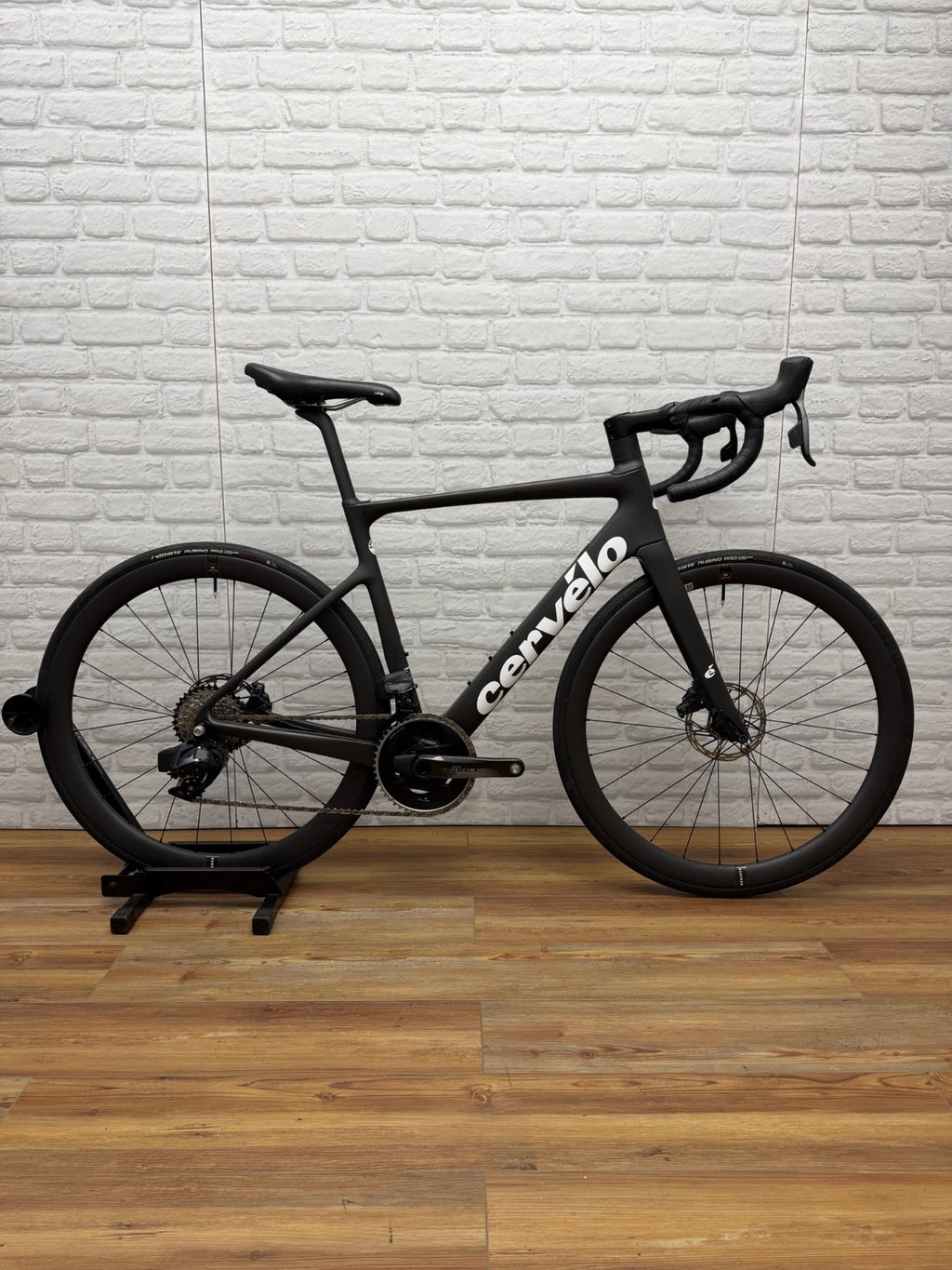 Cervelo Caledonia 54cm eTap Road Bike