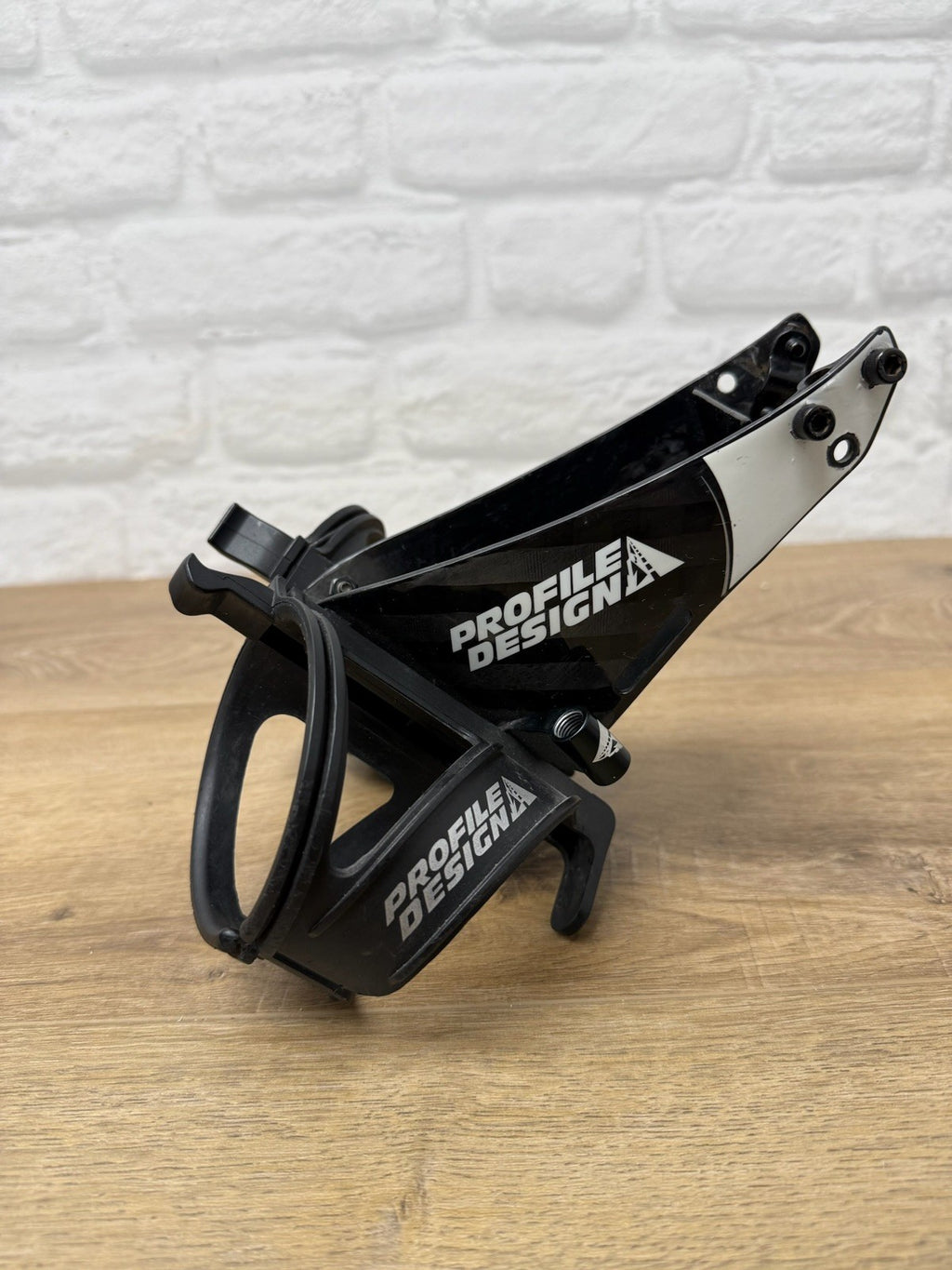 Profile Design Rear Mount Carbon Storage With Dual Profile Design Bottle Cages