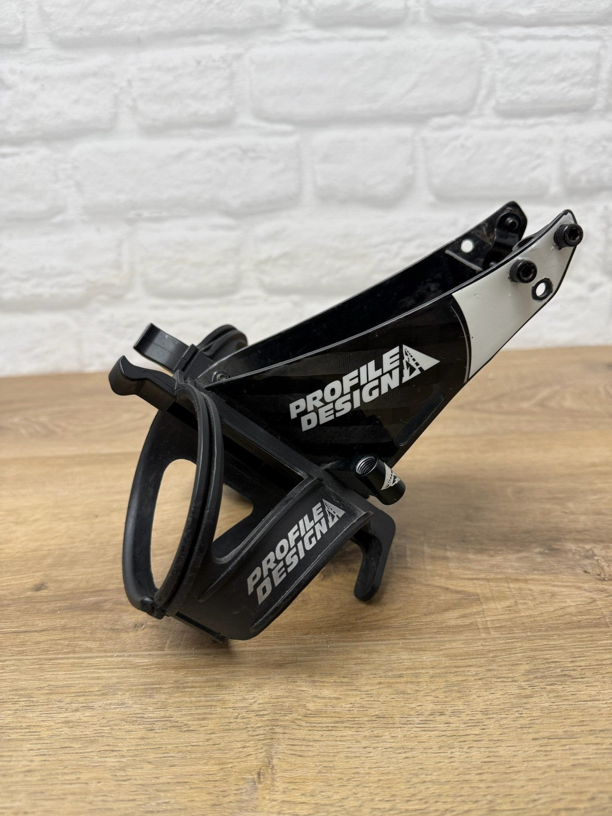 Profile Design Rear Mount Carbon Storage With Dual Profile Design Bottle Cages