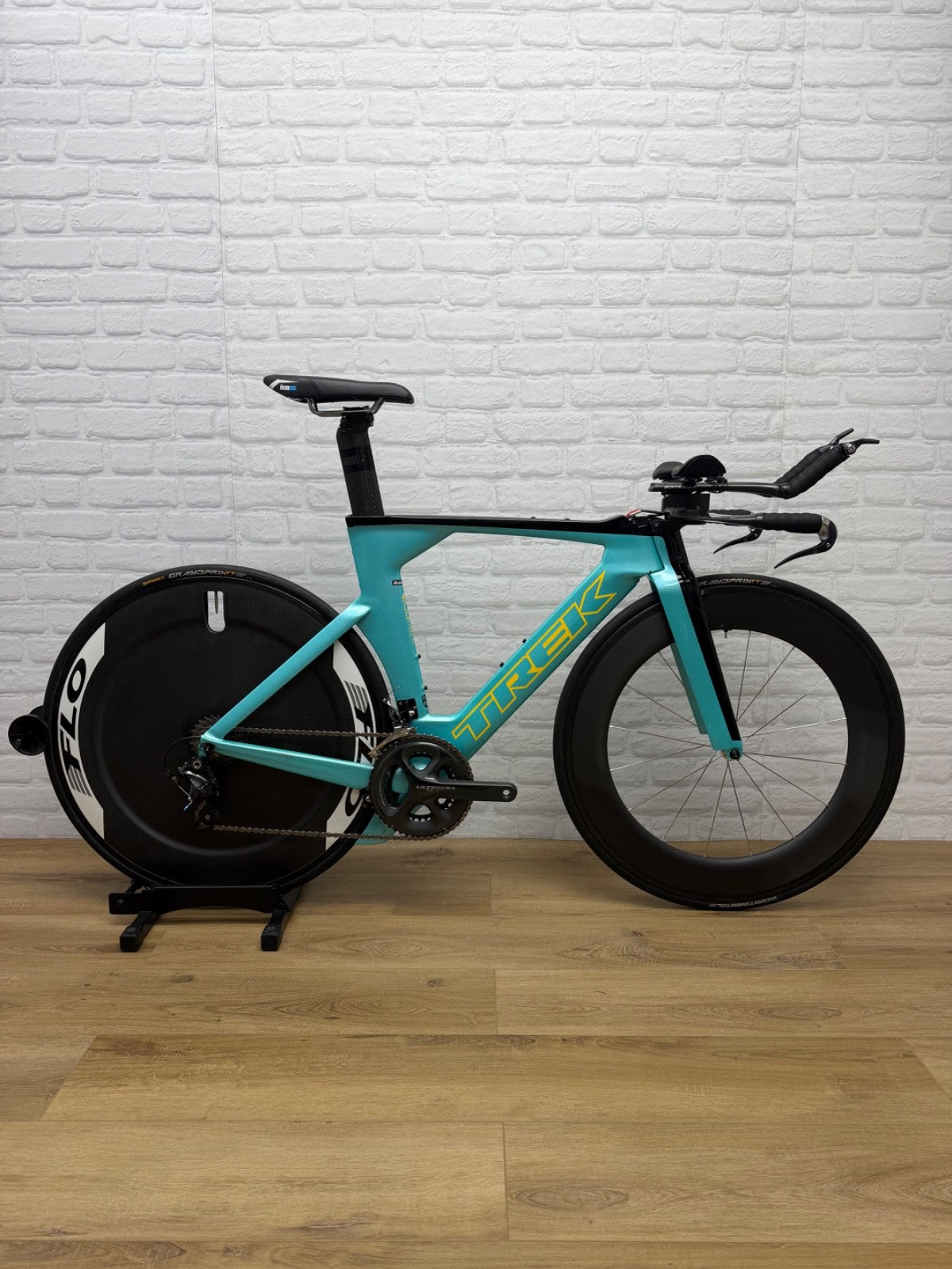 Trek Speed Concept Project One Medium Triathlon Bike
