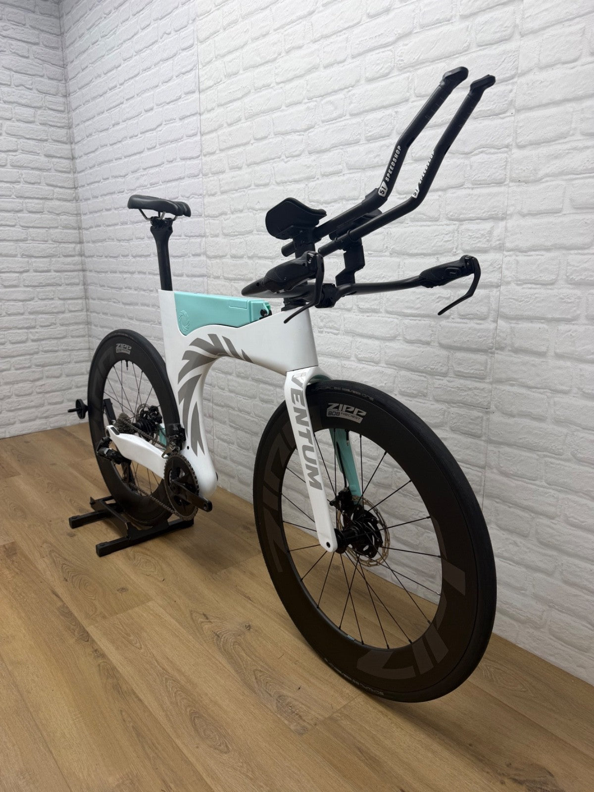 Ventum One Disc 56cm Triathlon Bike
