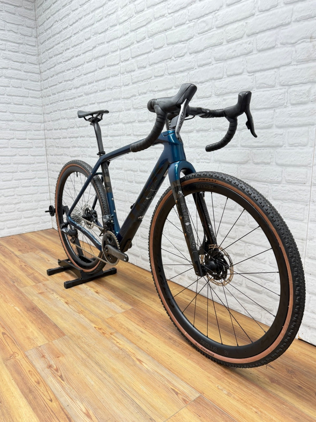Trek Checkpoint 54cm SRAM
