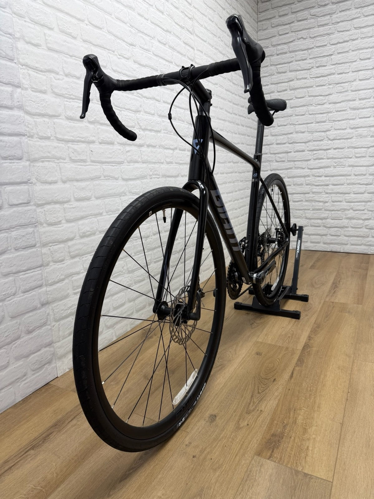 Giant Contend AR Large 2025