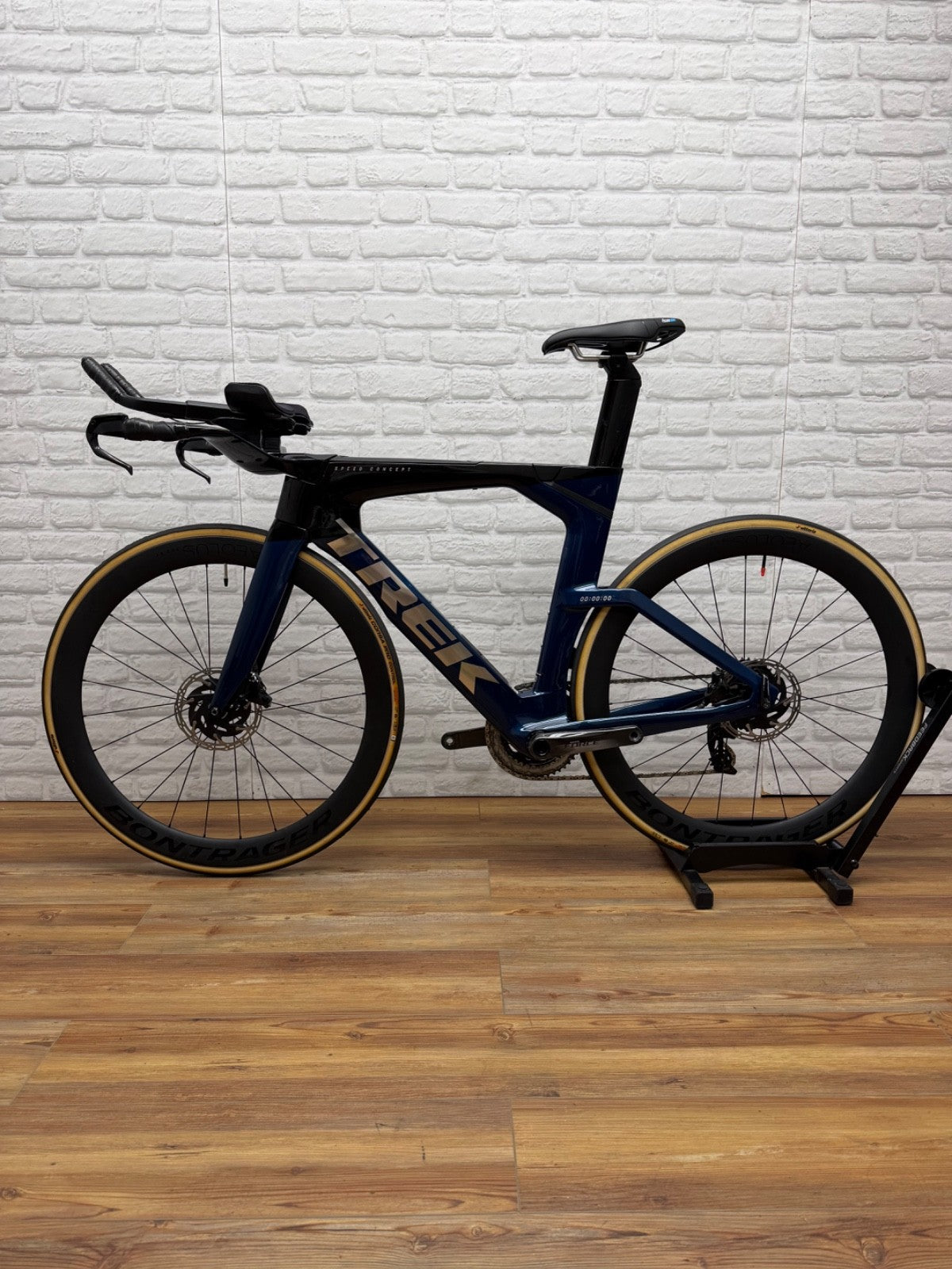 Trek Speed Concept SLR Medium Triathlon Bike