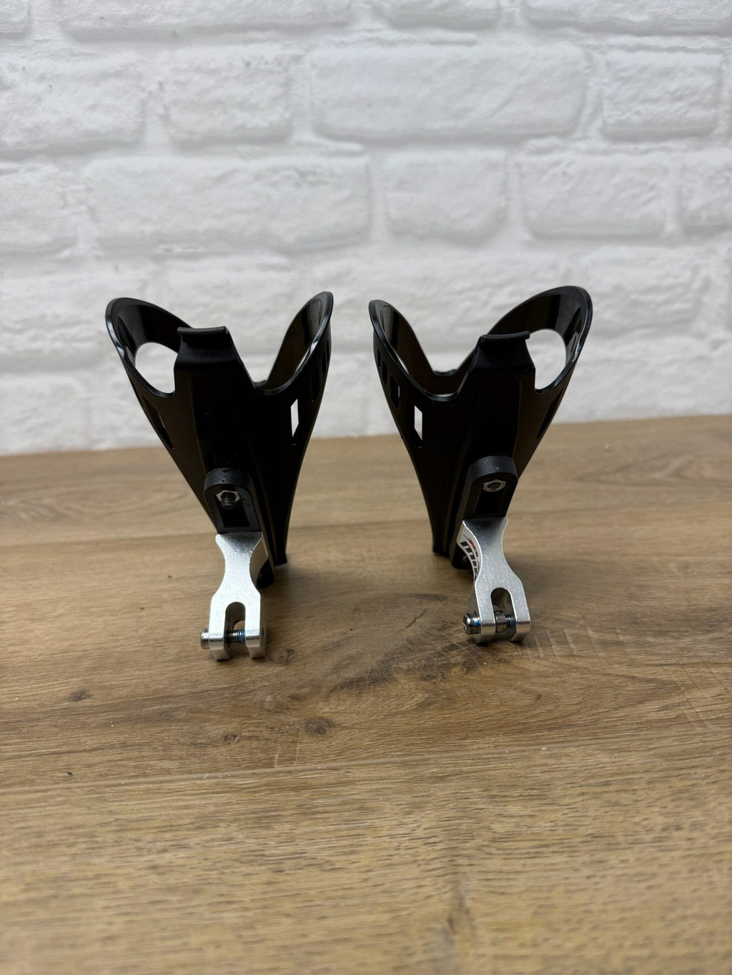 Xlab Xenon Water Bottle Cage Set With Xlab Mini Wing 105 