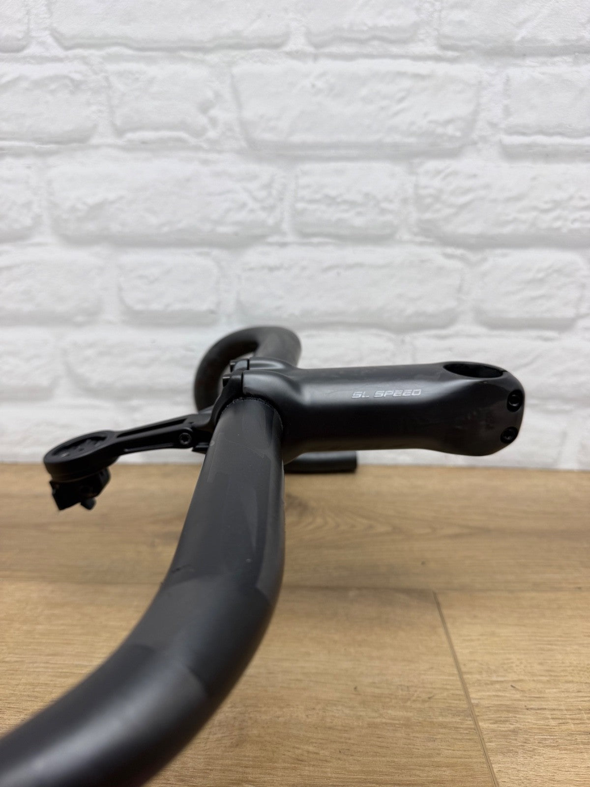 TAKE OFF Zipp SL70 Ergo Carbon 42cm Handlebars with 100mm SL Speed Carbon Stem