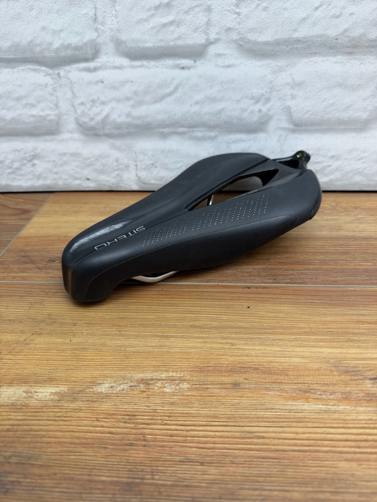 Specialized Sitero Saddle Hollow Ti Rails with Built-in Rear Cage Mount