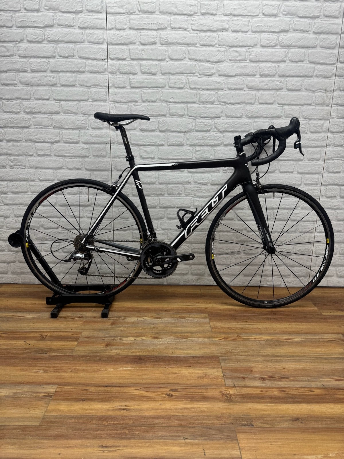 Felt FC 56cm SRAM Force