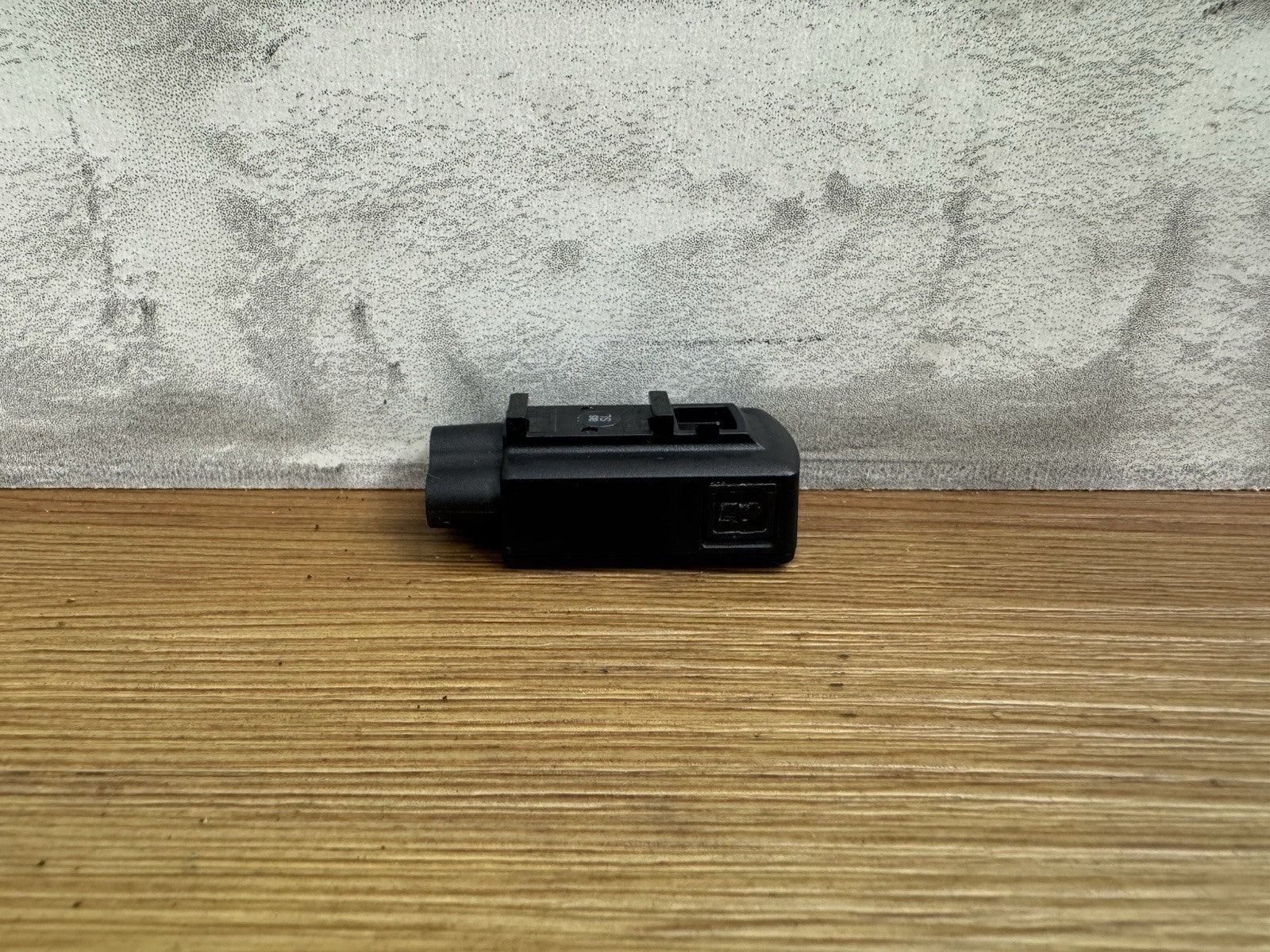 Shimano SM-EW90-A Di2 3 Port Junction Box (A)