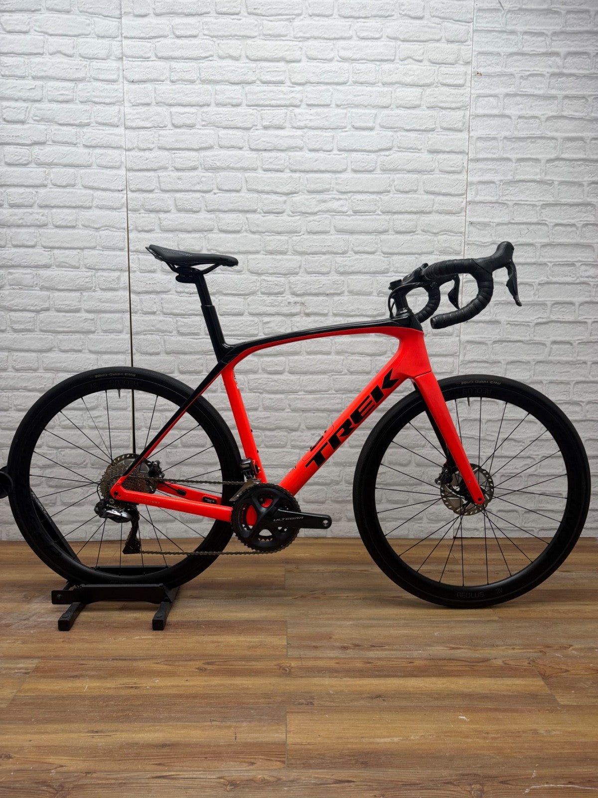 Trek Domane SLR 7 Project One 56cm Road Bike