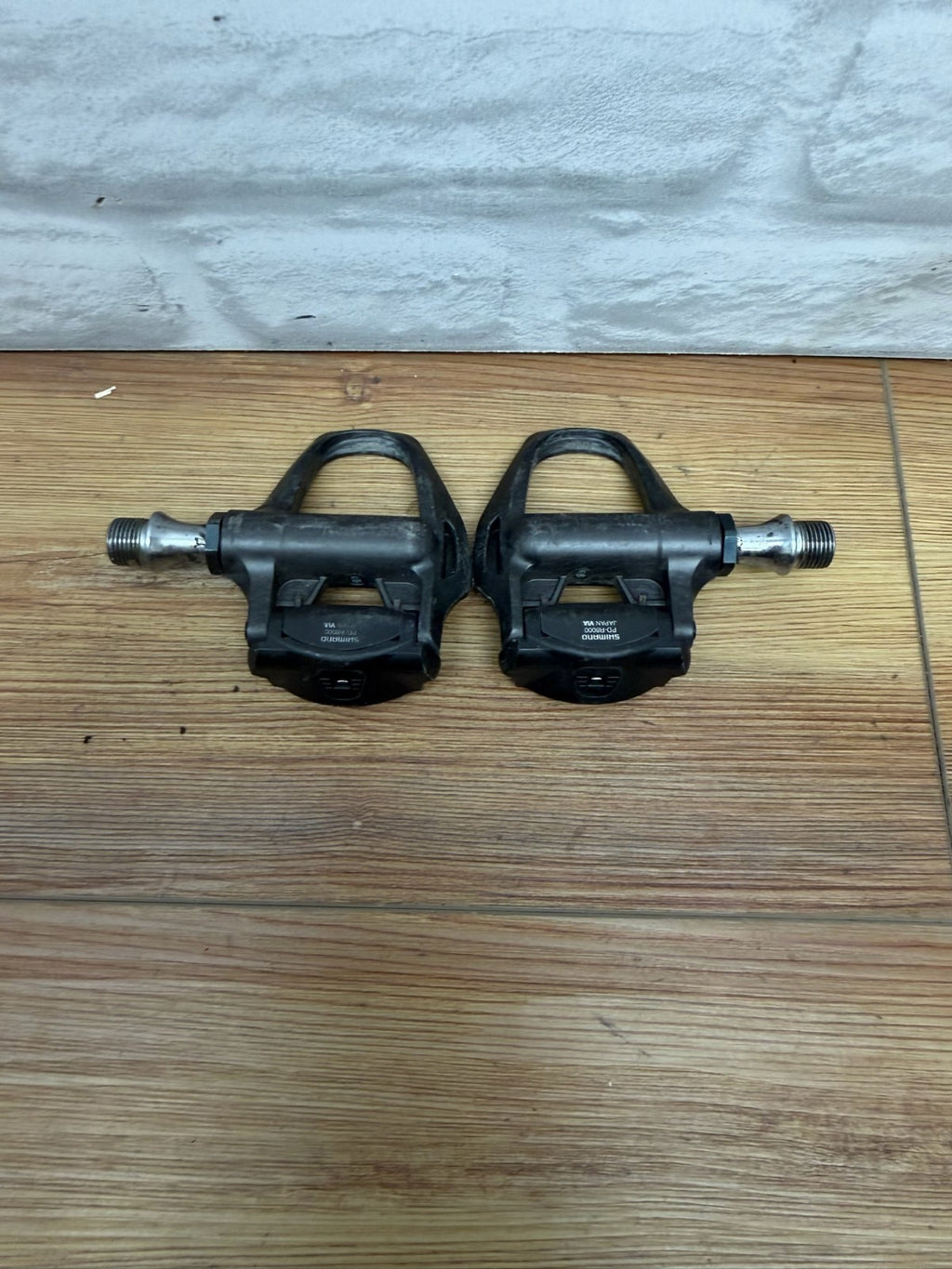 Shimano Ultegra PD-R6800 Carbon SPD-SL Road Bike Pedals
