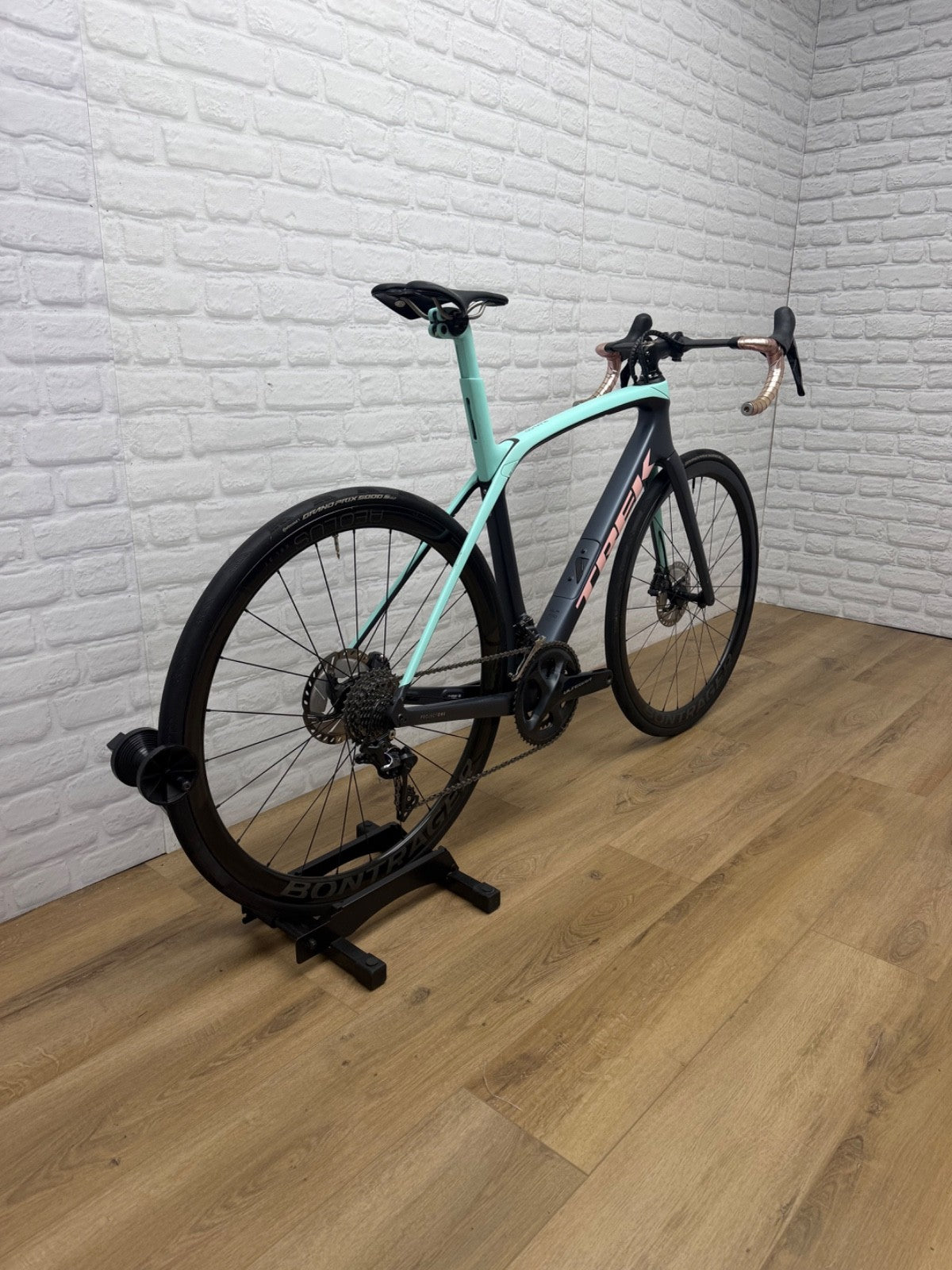 Trek Domane SLR Project One 54cm