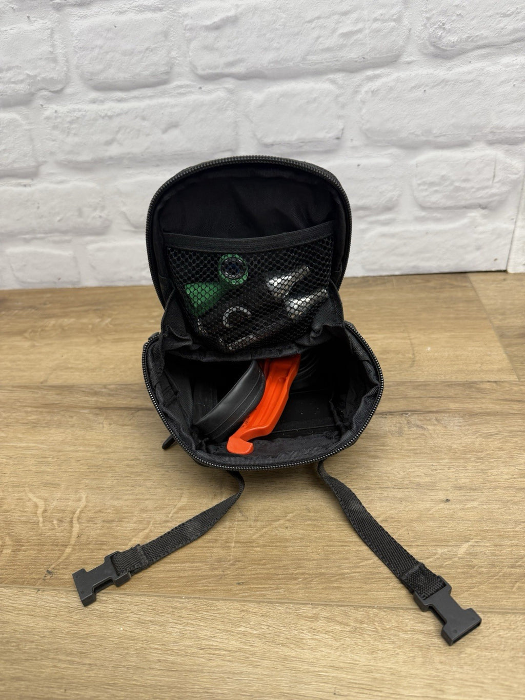 Topeak Aero Wedge Pack + Flat repair kit