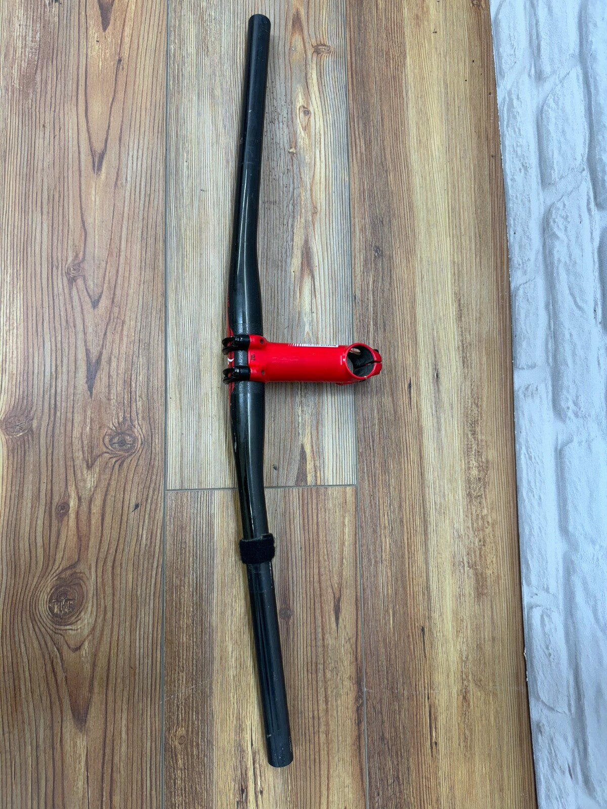 Specialized Mountain Bike Handlebars | Includes Stem