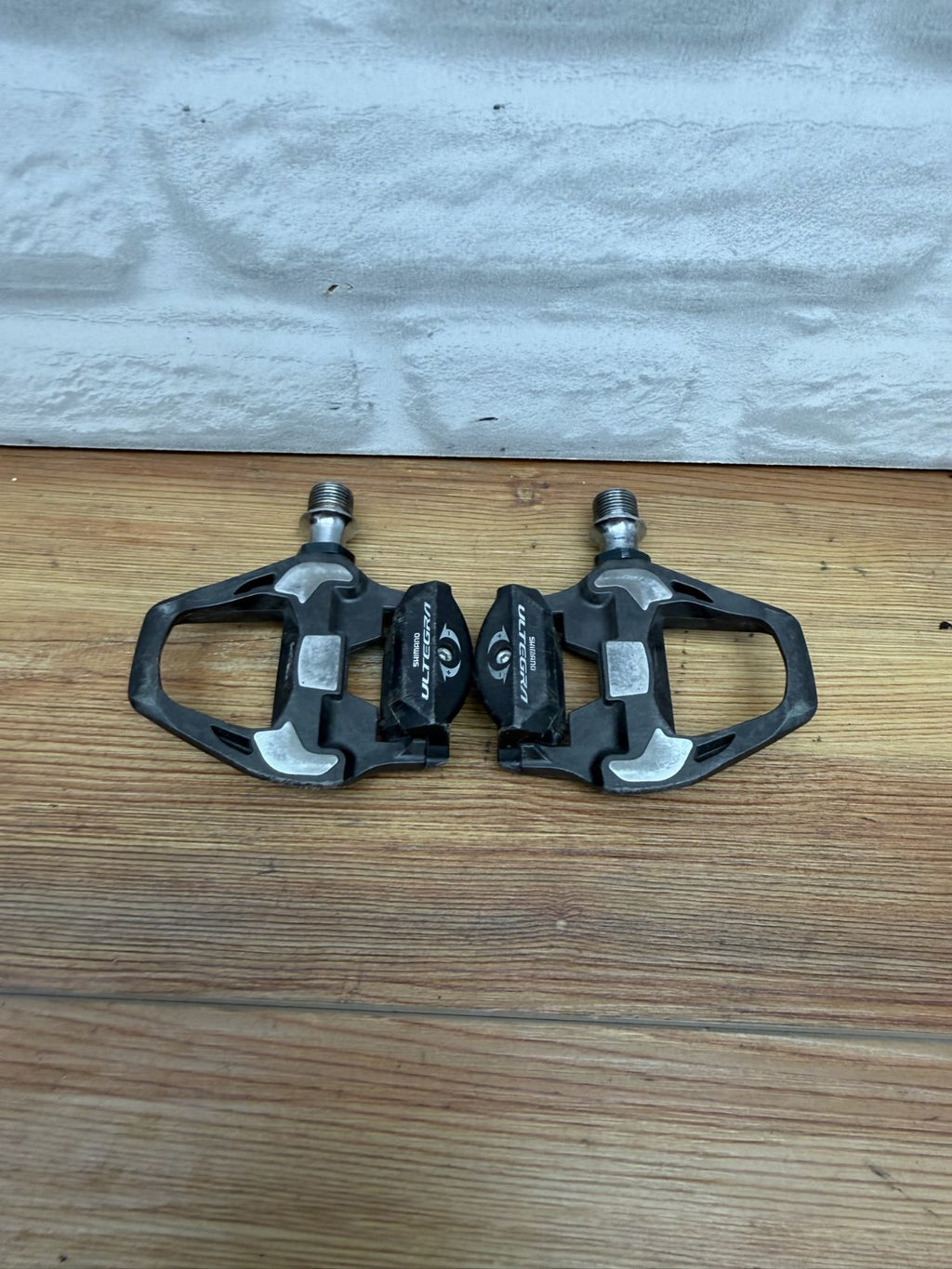 Shimano Ultegra PD-R8000 Clipless Pedals Black