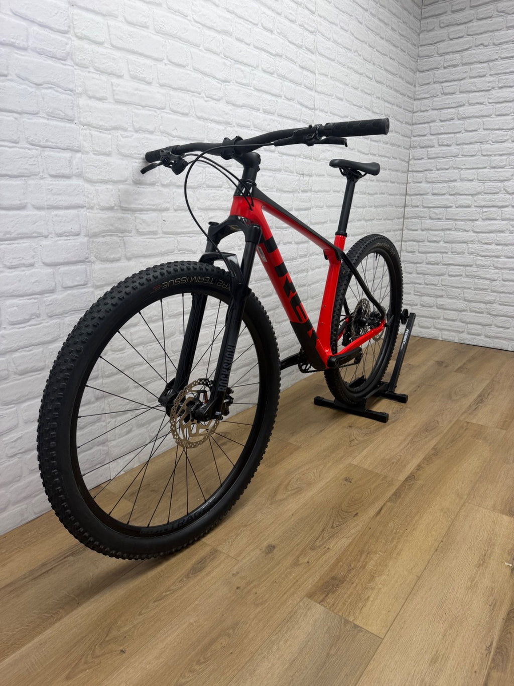 Trek Pro Caliber 9.5 Medium/Large 2024