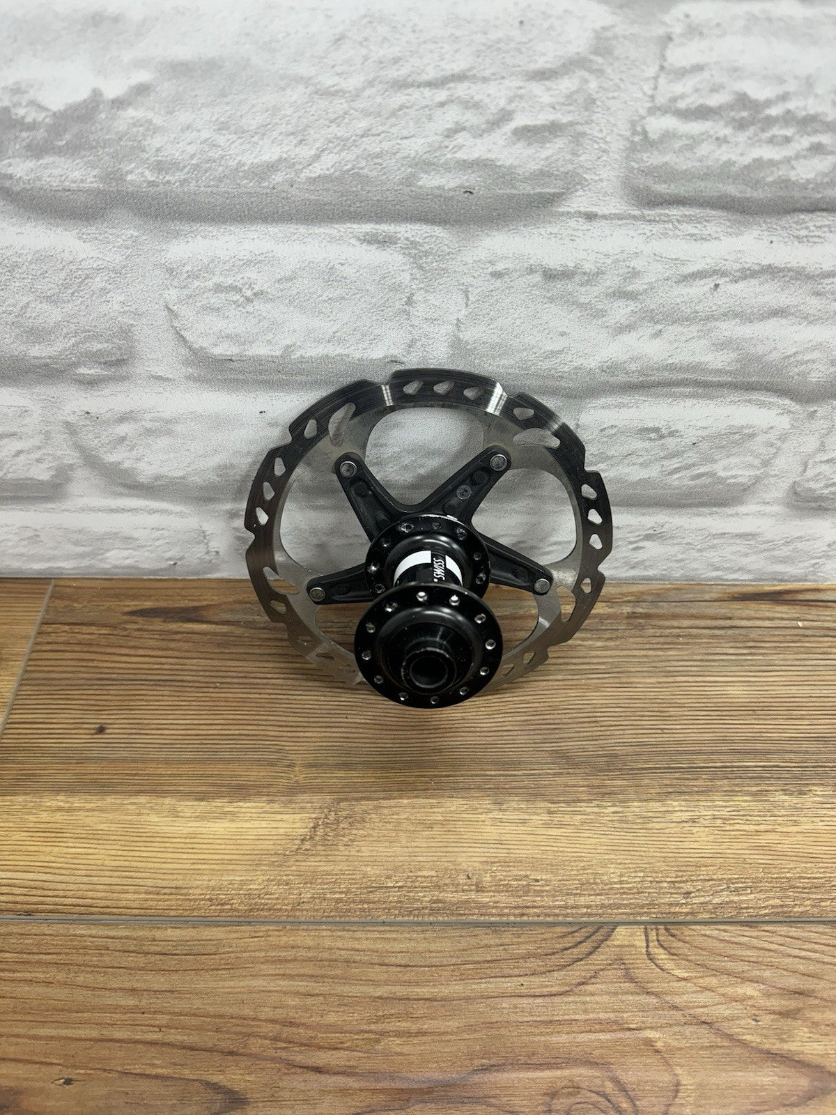 Shimano Ice Technologies Front Disc Brake 160mm Rotor With DT Swiss 350 Hub