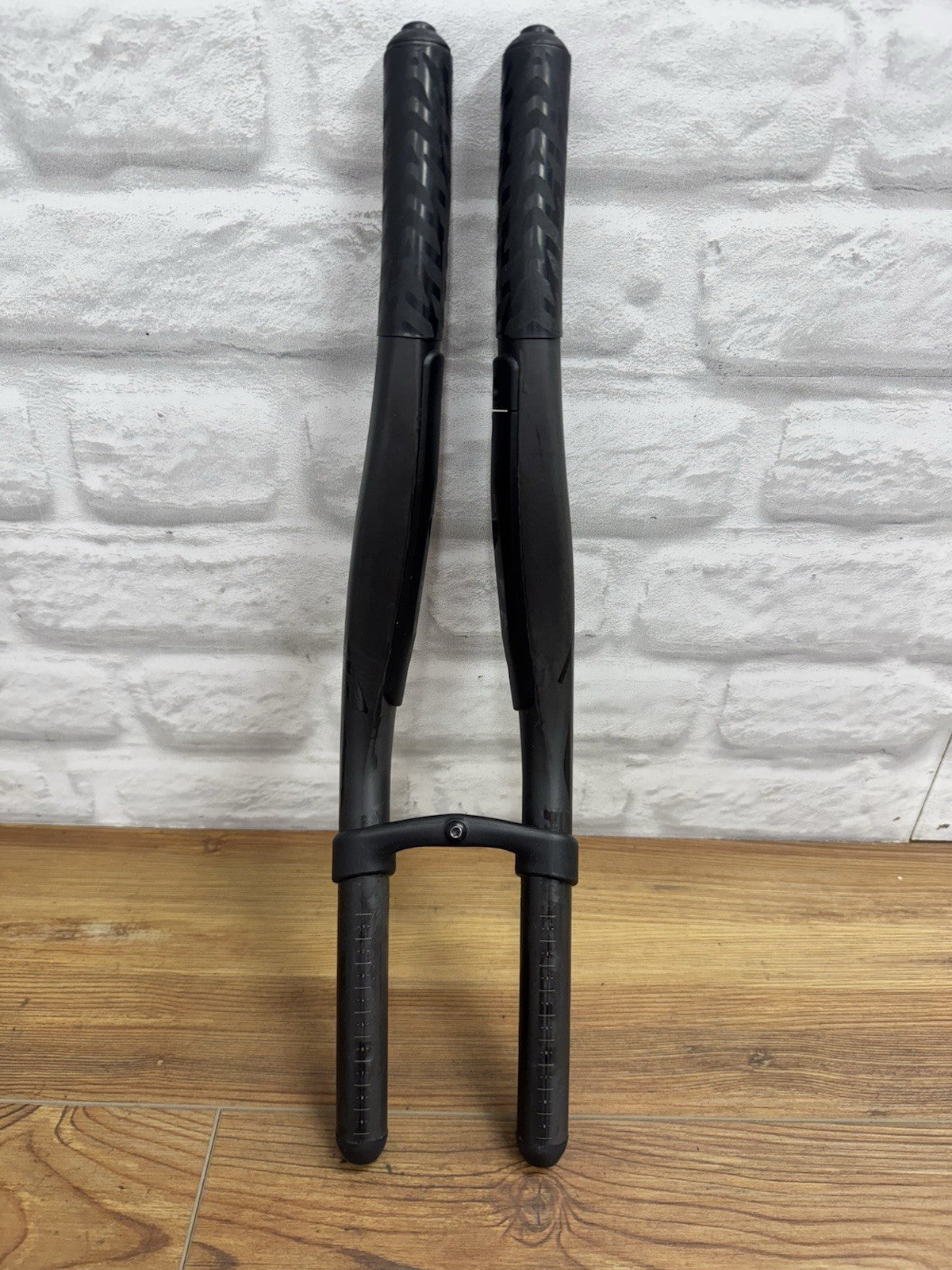 Zipp VukaShift AXS 90 Carbon Aero Extension with Integrated Electronic Shifting