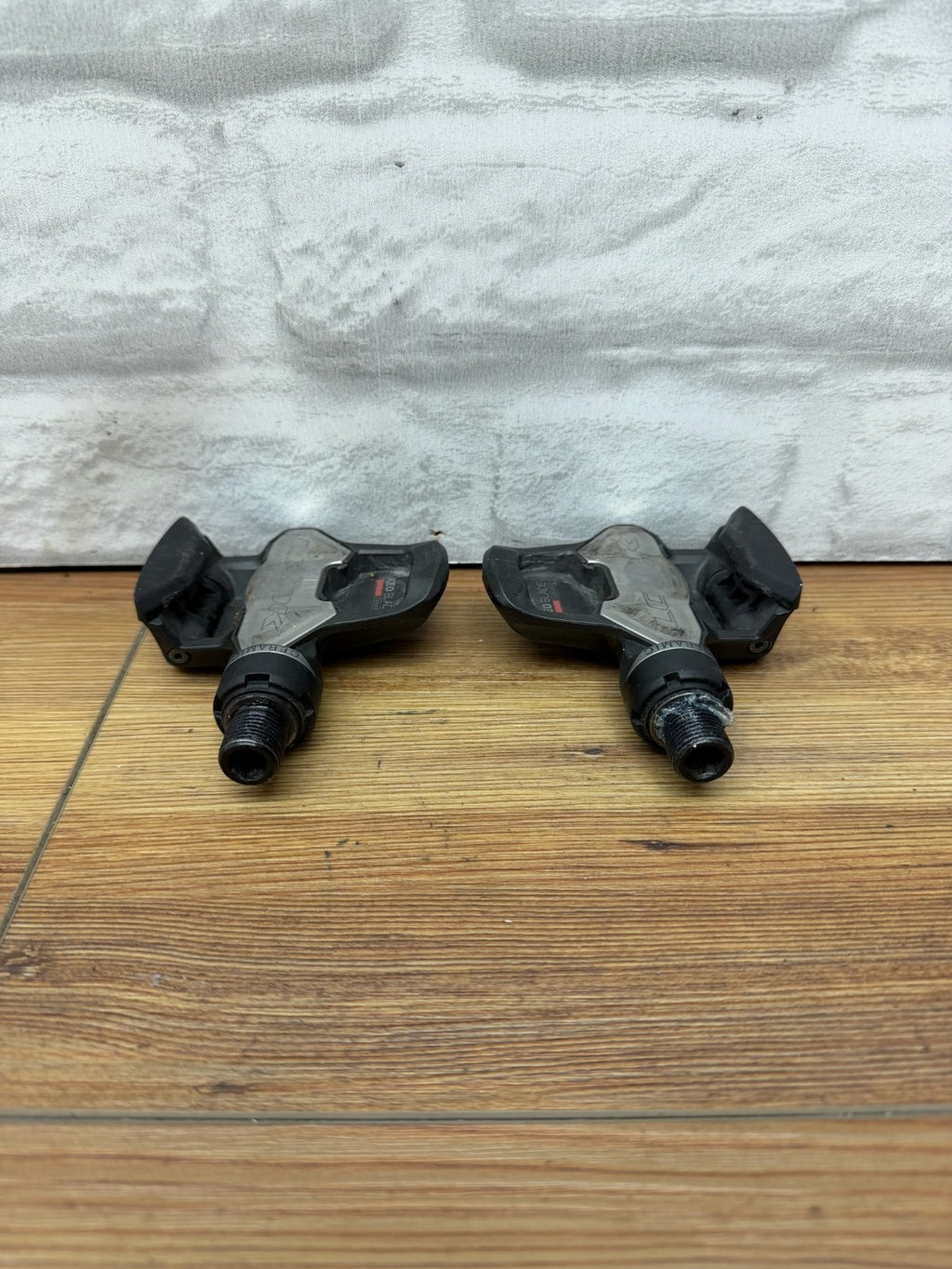 LOOK KEO Blade Carbon Ceramic Road Bike Pedals Plates Pair Lightweight Keo