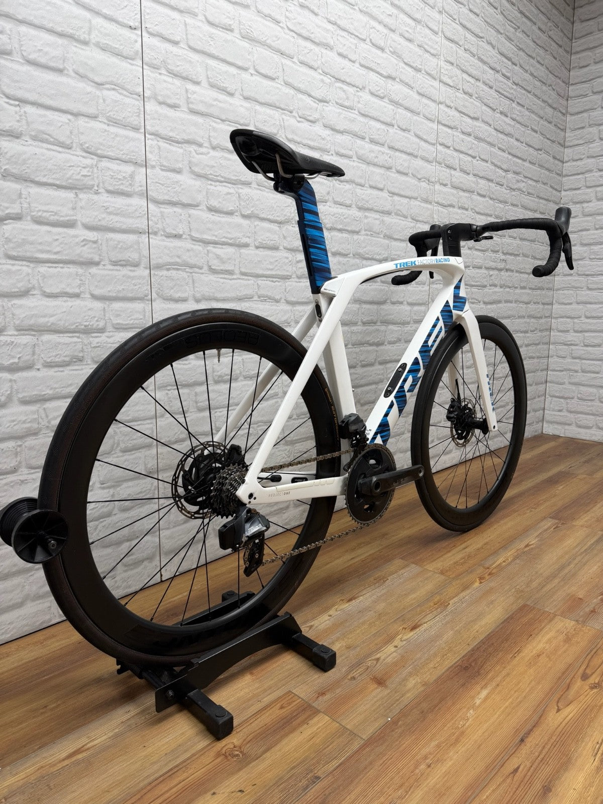 Trek Madone SLR Project One Team Edition 54cm eTap