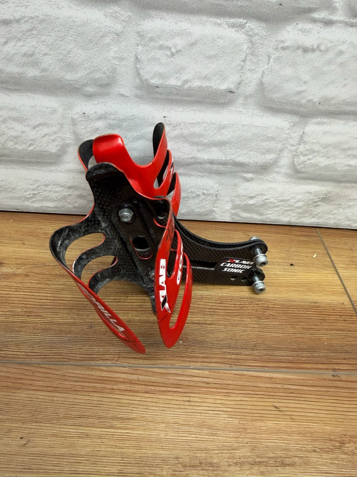  XLAB Carbon Bottle Cages + Wing Water Bottle Cage Mount
