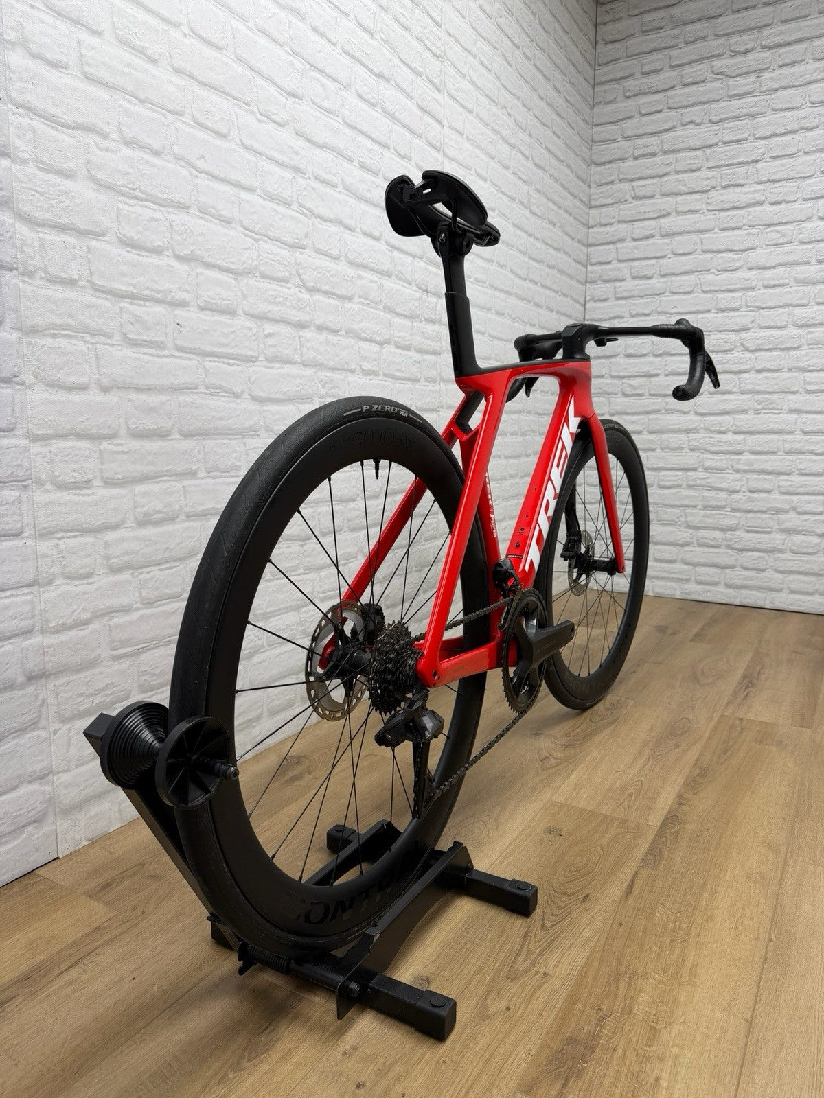 Trek Madone SLR 54cm Project One Team Segafredo edition