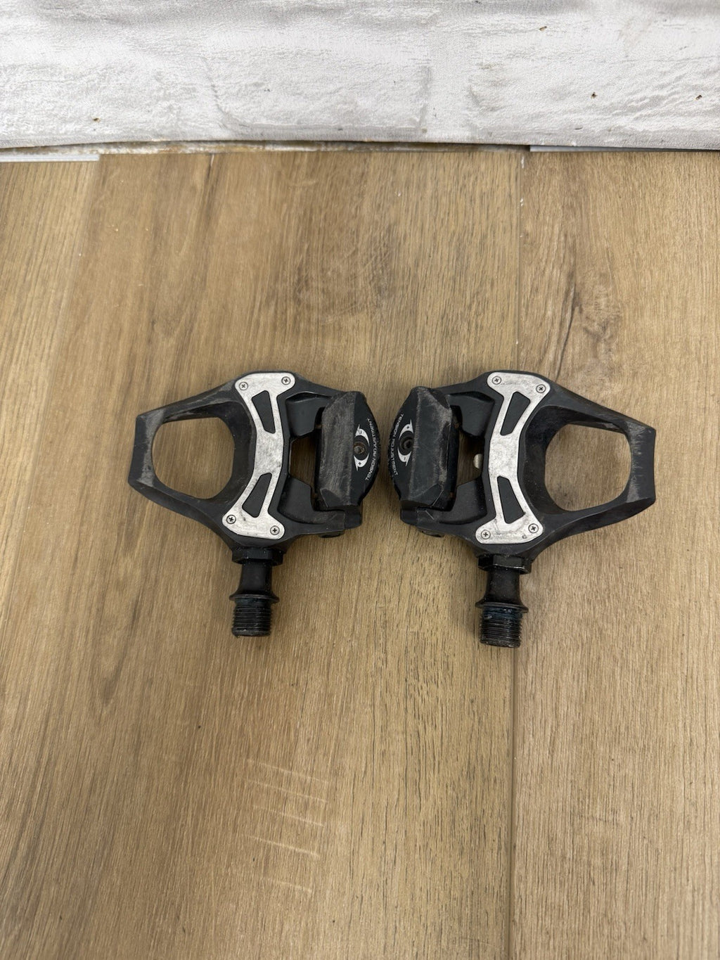 Shimano 105 SPD-SL Clipless Road Bike Pedals 