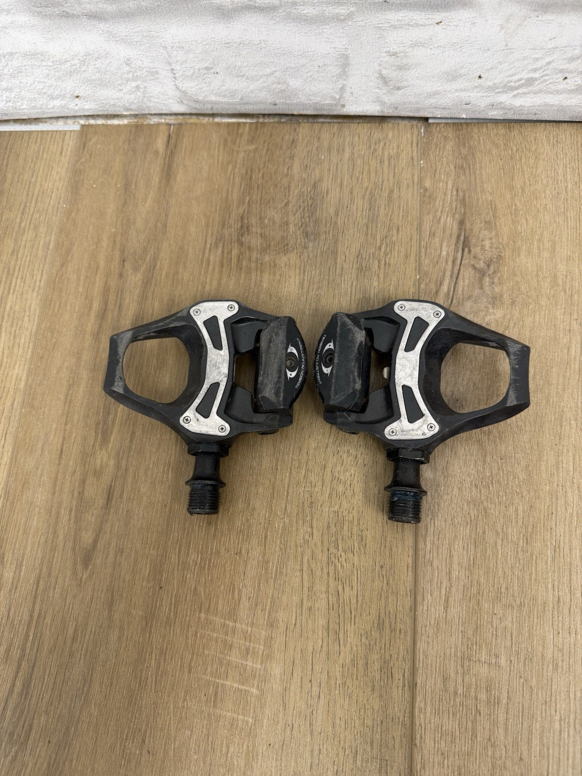 Shimano 105 SPD-SL Clipless Road Bike Pedals 
