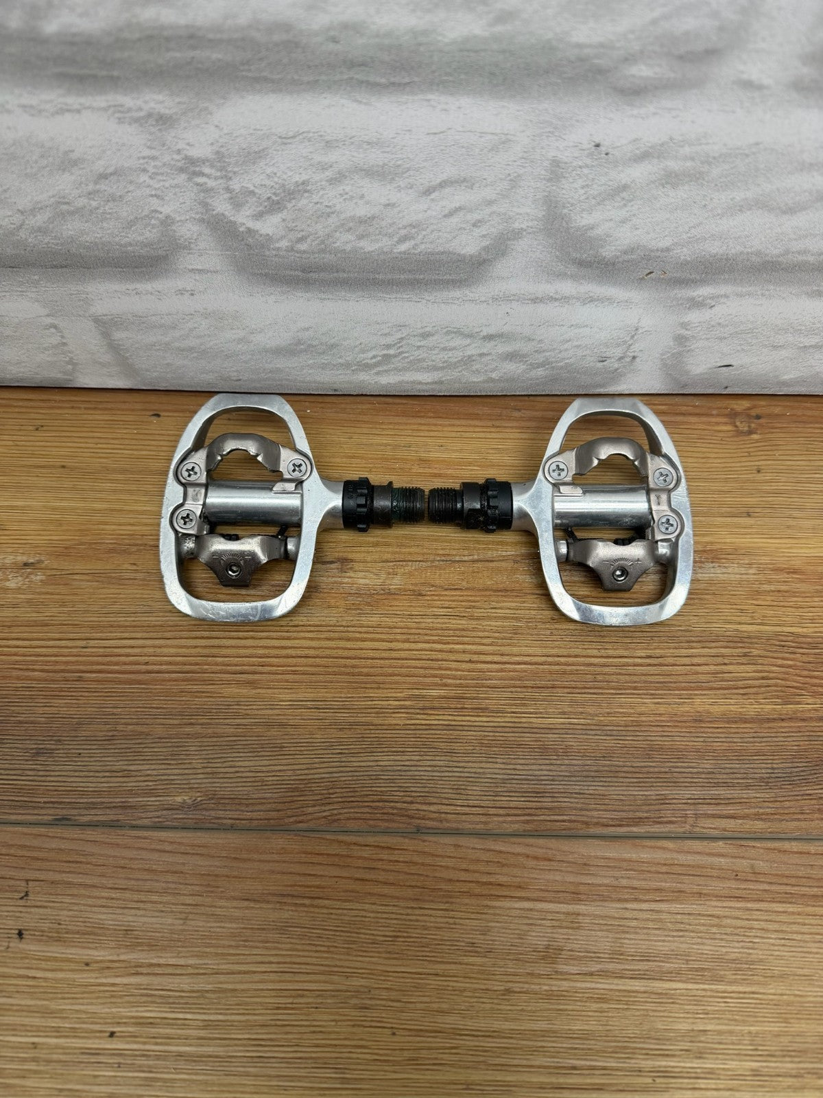 Shimano PD-A520 Platform Flat Clipless Pedals