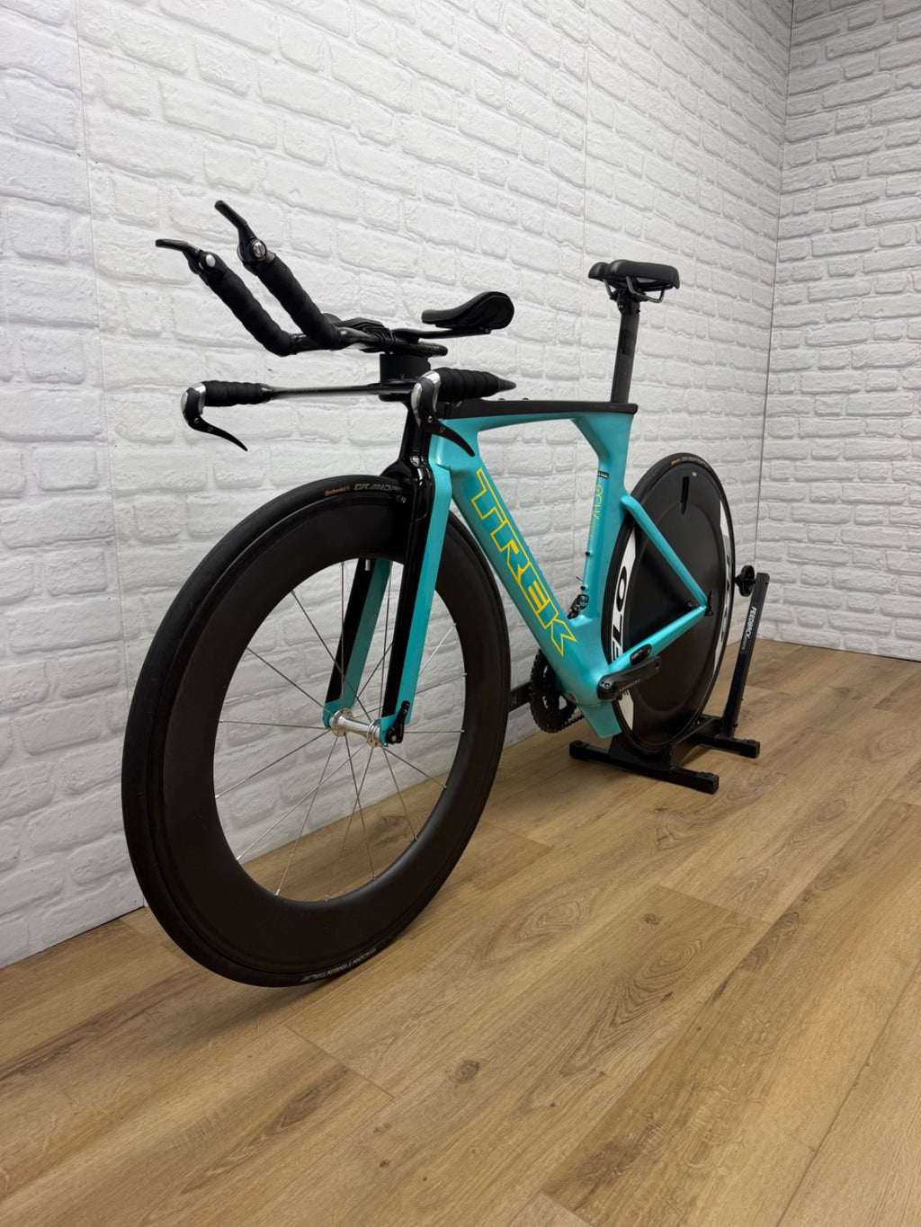 Trek Speed Concept Project One Medium Triathlon Bike