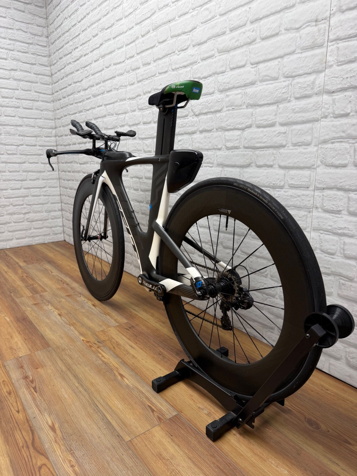 Felt IA10 48cm Triathlon Bike