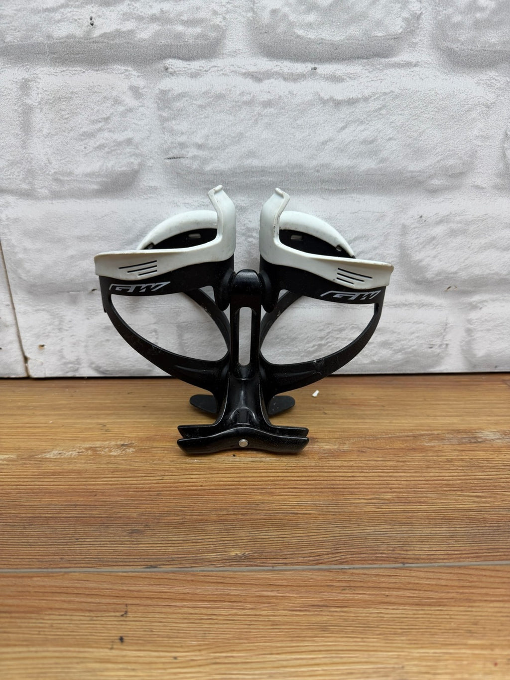Dual Rear Saddle Mount Cages