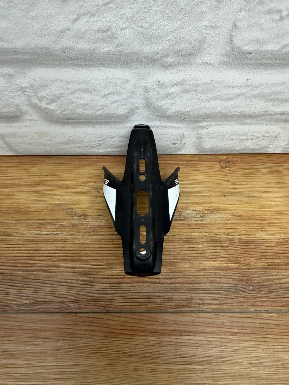 Elite Custom Race Skin Black/White Water Bottle Cage