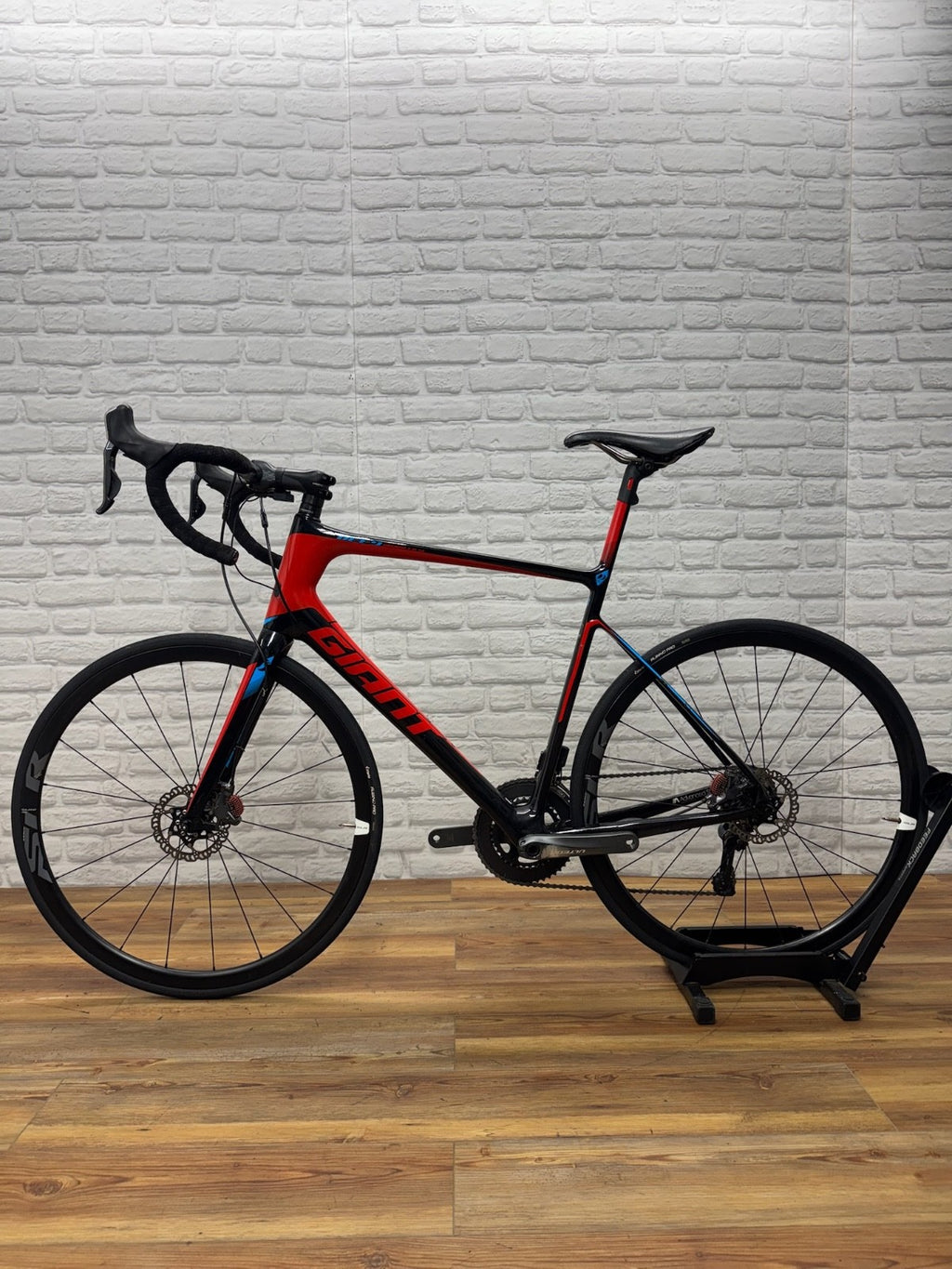 Giant Defy Advanced Large Di2