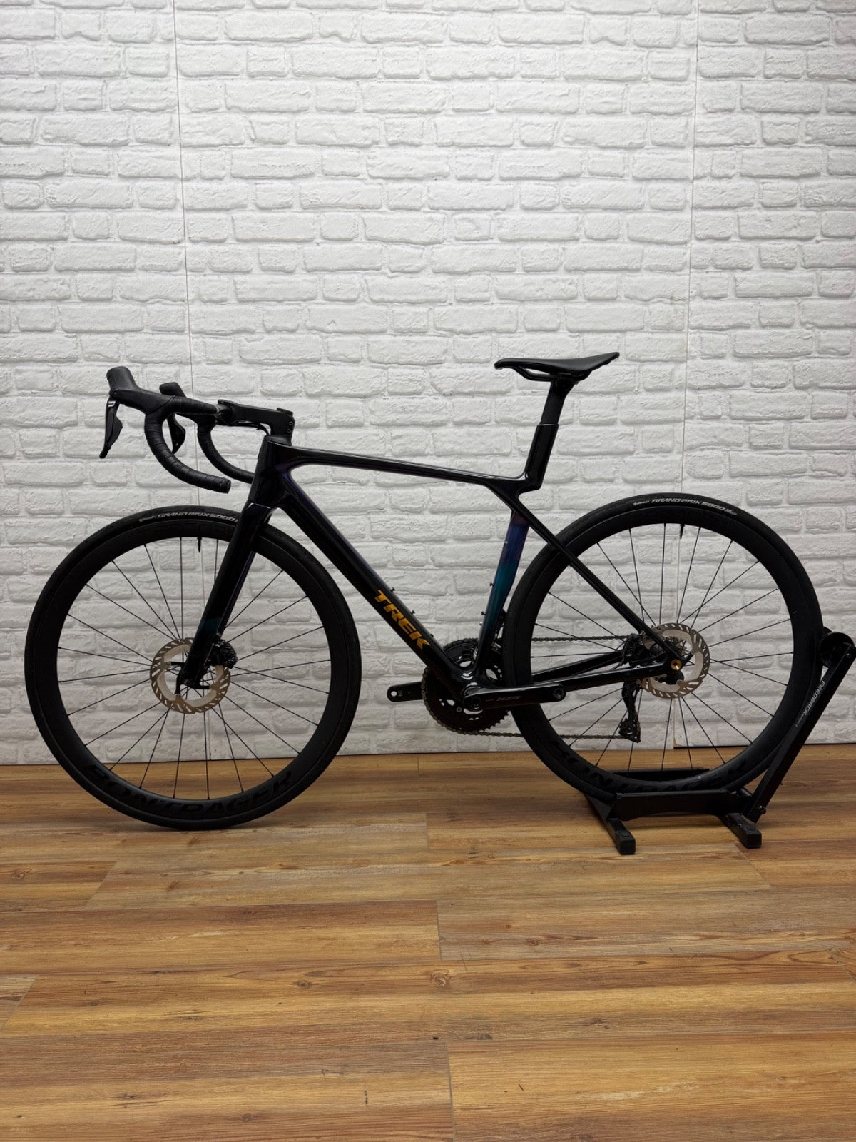 Trek Madone SL 6 Gen 8 Medium 2025 Road Bike