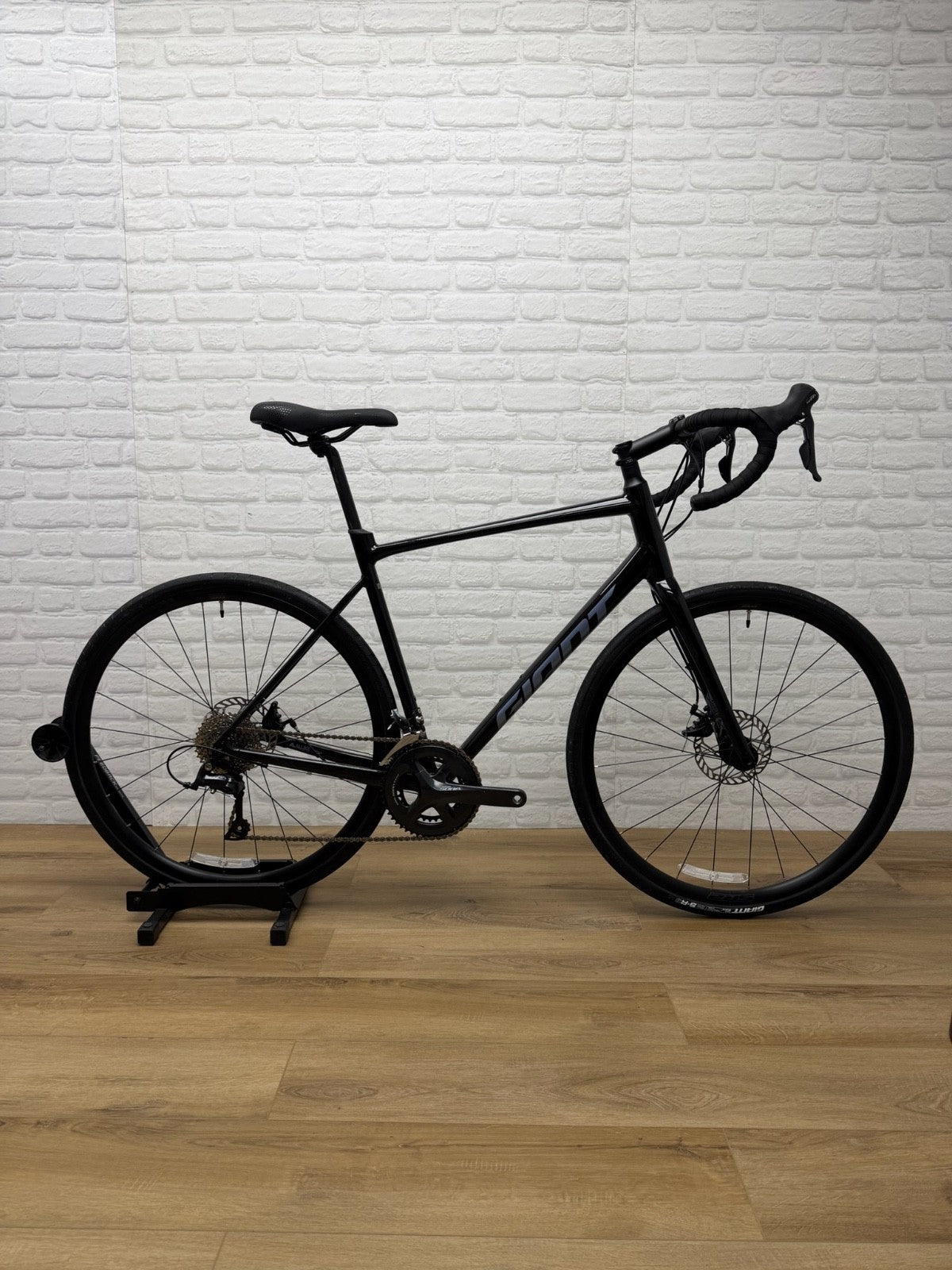 Giant Contend AR Large 2025