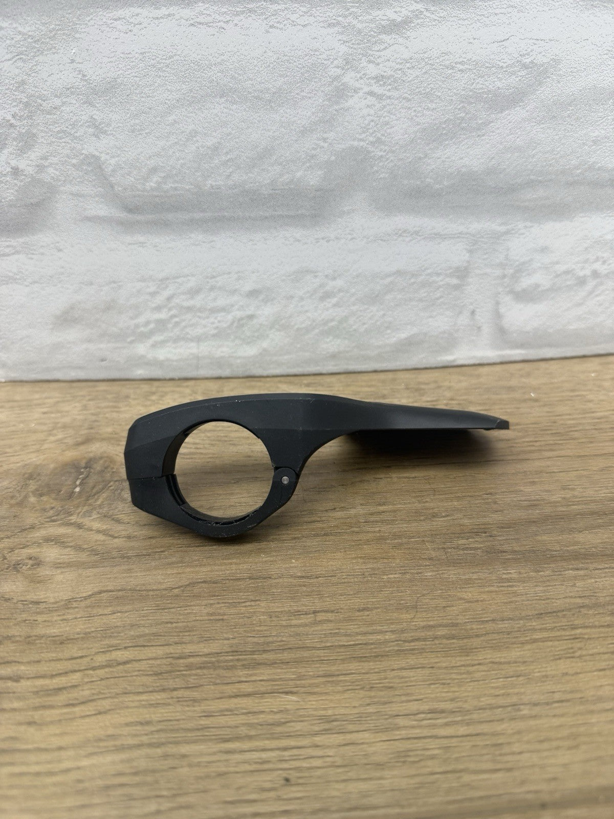 Wahoo ELEMENT ROAM Aero out front handlebar mount