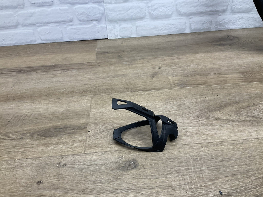 Elite Cannibal XC Bottle Cage 