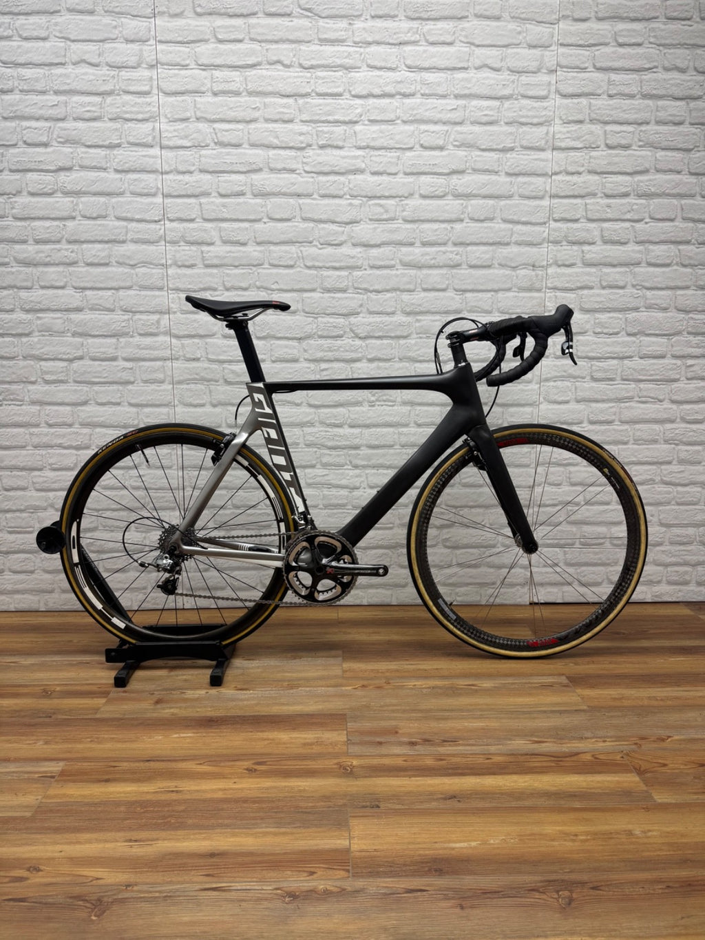 Giant Propel 56cm M/L Carbon Road Bike